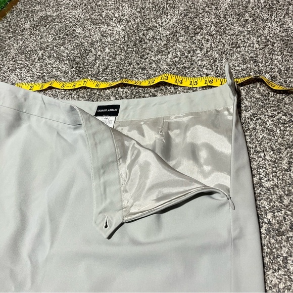 Giorgio Armani Business Casual Skirt W/ Back Slit, Size 46 Grey / Beige - Picture 8 of 10